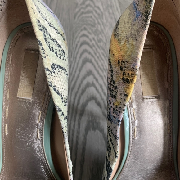 Beautiful Rachel Roy Multicolored Pumps😍💙💜 - Picture 6 of 7